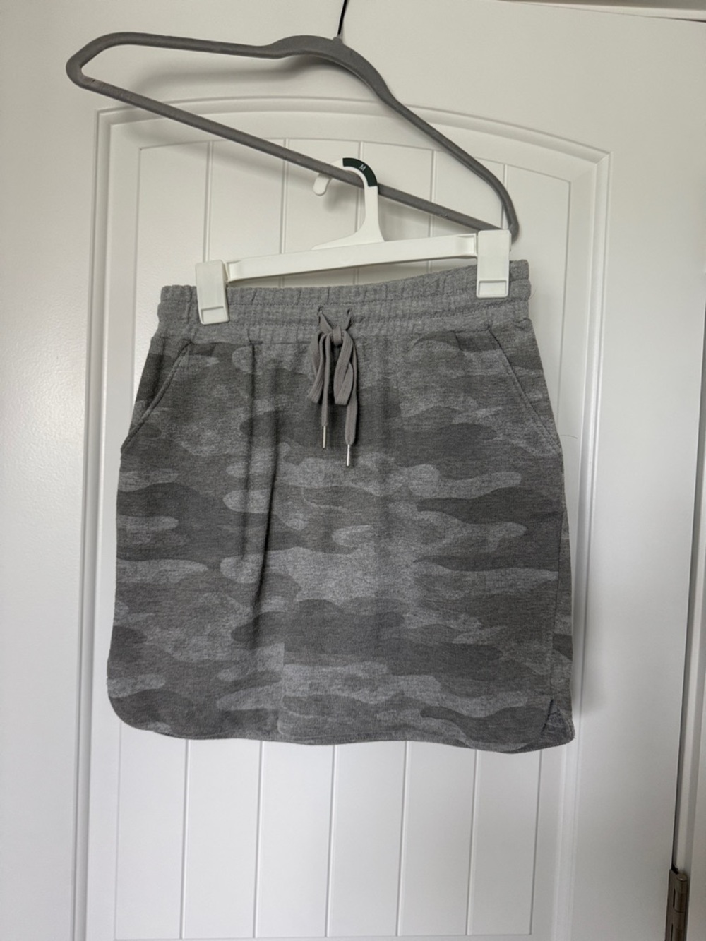 MAURICES Grey Camo Drawstring Skirt